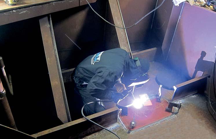 Hydrex divers are trained and certified for both dry and wet welding.
