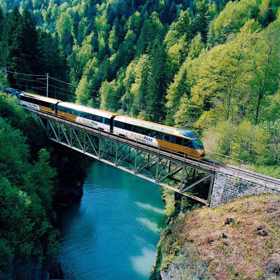 GoldenPass Tour First Class Lucerne Interlaken GoldenPass Line Montreux Simon Pielow Tour programme 6 days / 5 nights 1st day: Arrival in Lucerne by train 1st class from the Swiss border or any Swiss