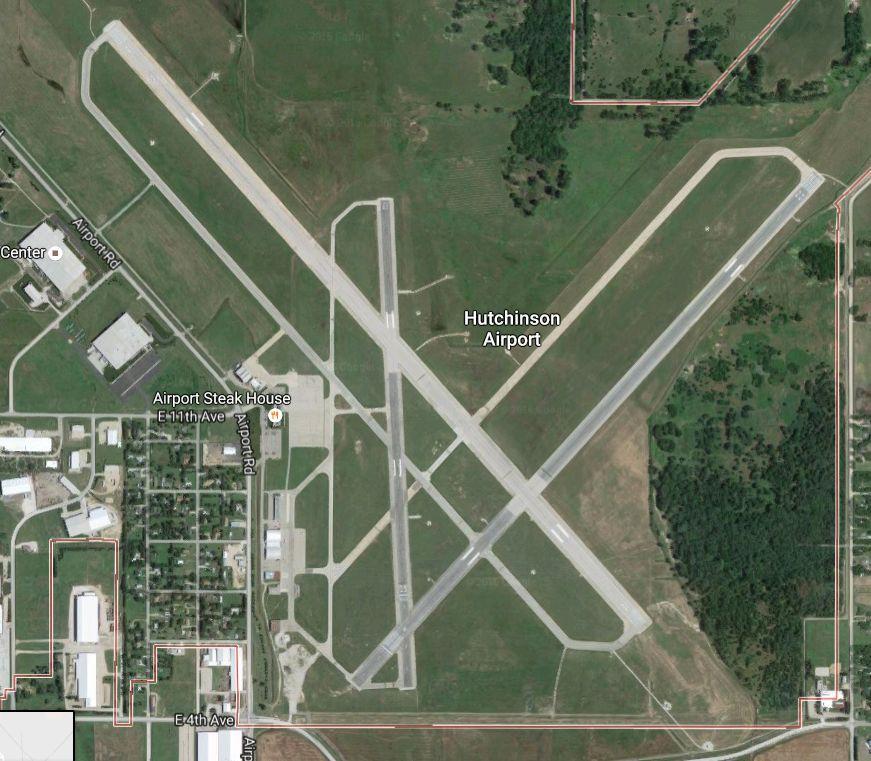Hutchinson Airport, HUT Three Runways 13/31 7004 X 100 4/22 6000 X 100 17/35 4252 X 75 Each