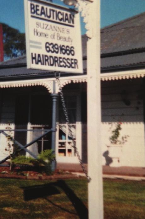 OUR HISTORY Urban Spa has grown from Suzanne s Home of Beauty, Baulkham Hills (1980) to become the company it is today.