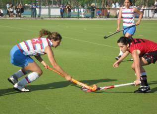 FIELD HOCKEY CLINIC with a highly-qualified licensed