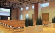 Spatial capacities of our halls and conference rooms Sq/m Height Row Parliament Banquet Reception Conference capacity: Brothers Grimm Hall Total 871 6.00 1,033 448 612 1,200 Section A 491 6.