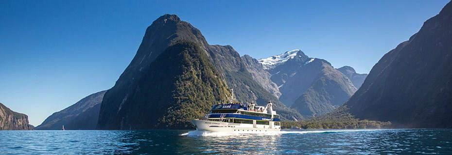 Jump on board the scenic cruise that have purpose-built observation lounges and large decks. This cruise will take you through sheer cliffs, massive waterfalls and glaciers.