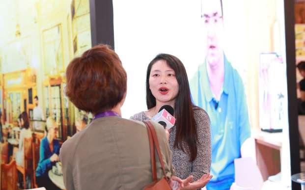 All kinds various of specialties in Shanghai Live show Adjusting aging structure of customers through