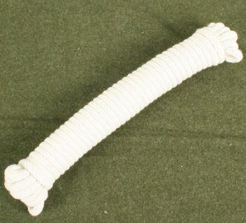 Drop Down Rope Carried by Airborne troops during WWII and were often seen carried under the musette bag.