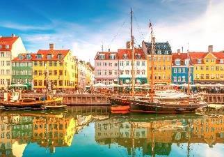 Before embarking on a guided tour of Copenhagen, there were will be a stop for you to purchase lunch; much needed fuel after your long