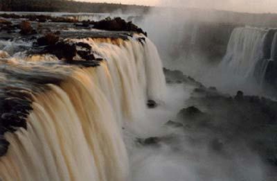 Afternoon visit Argentinean side of falls Pick up at the hotels located in the area between the National Park and the city and in the city of Foz do Iguacu and transfer to the border of Brazil and