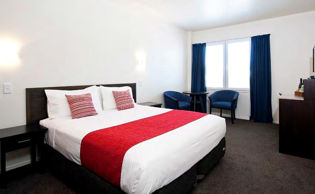 Accommodation Copthorne Hotel Grand Central, New Plymouth has 60 well appointed rooms including 2 executive suites offering modern, minimalist decor.