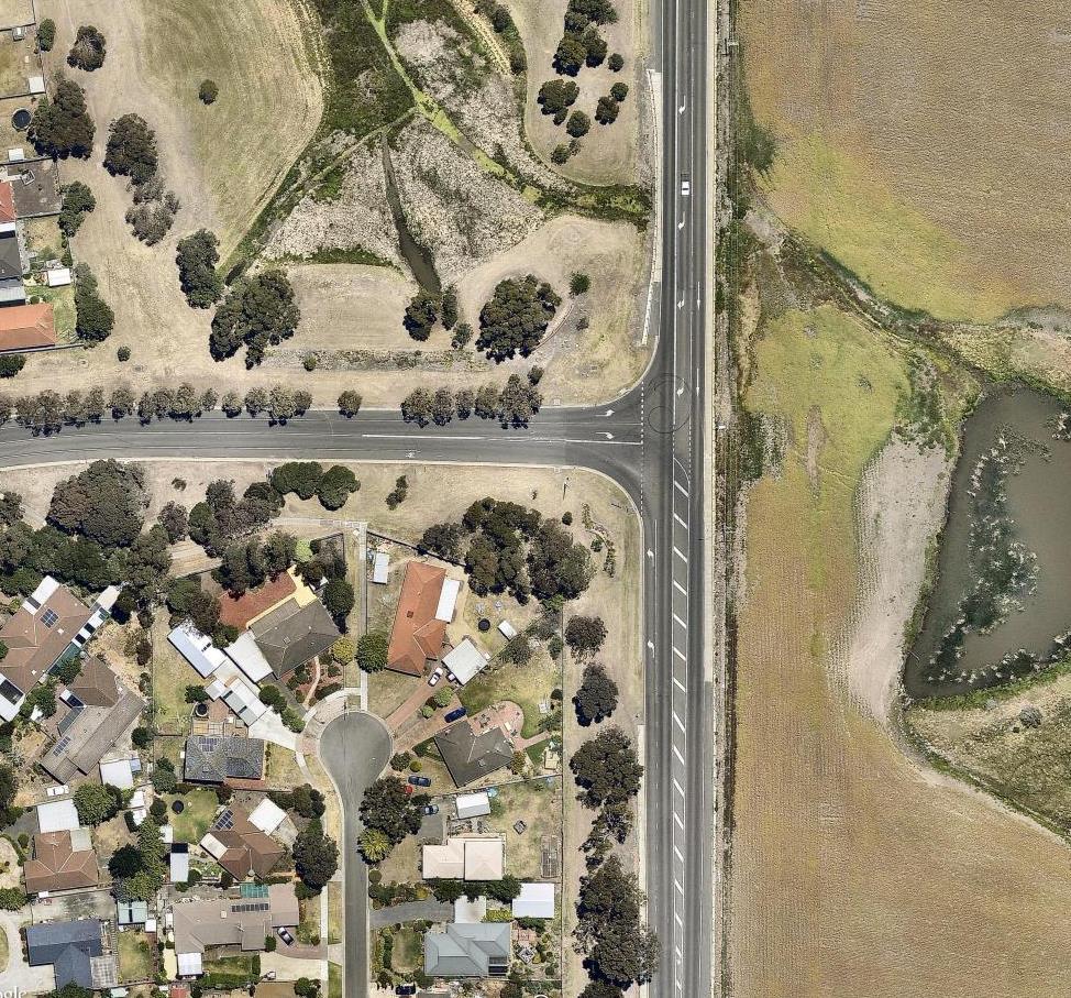 2.2.3 Sunningdale Avenue Sunningdale Avenue is a local road operating from Melbourne-Lancefield Road in the east to the intersection of Francis Boulevard and Curtis Avenue in the west.