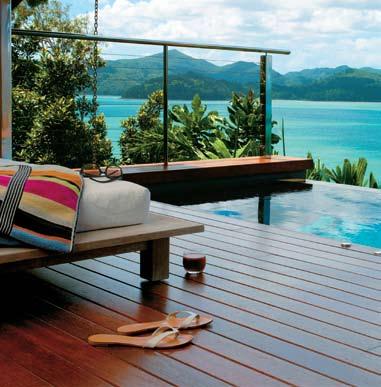 Hamilton Island beaches Hamilton Island Resort Hamilton Island is perfectly located in the heart of the Whitsundays and at the edge of the Great Barrier Reef.