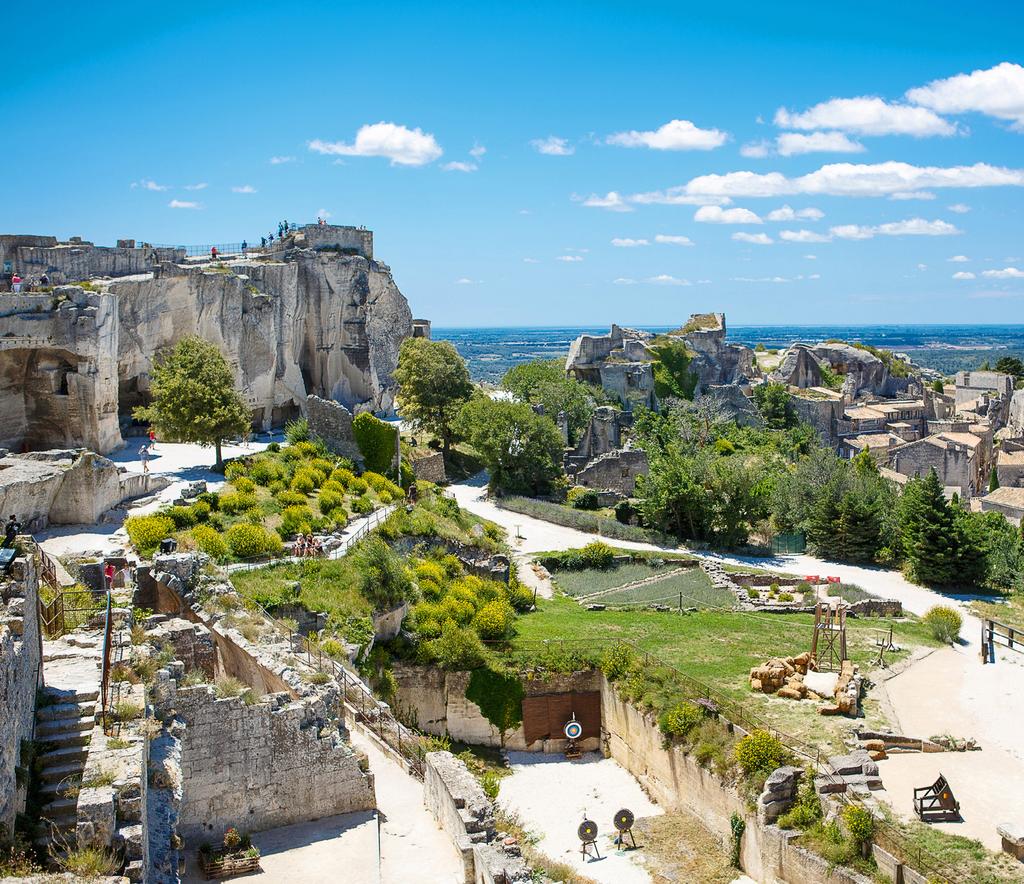 ITINERARY DAY 07-17 MAY (FRI) - GORDES MARSEILLES SINGAPORE This morning, be transferred to Marseilles for