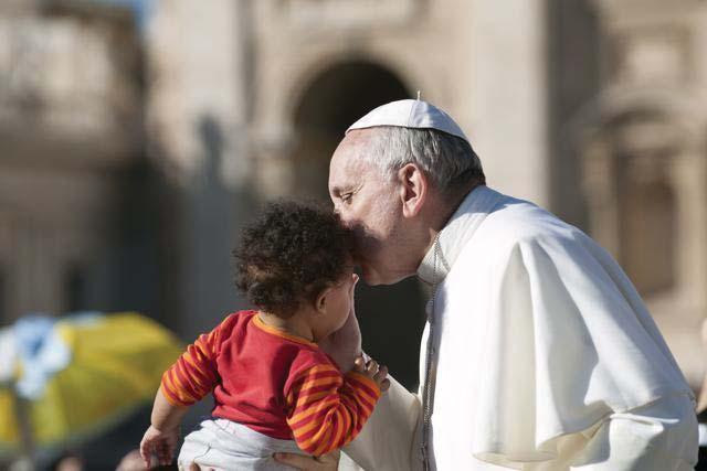 Papa Franjo: Kakva je vjera? Kakvo će nam Gospodin naći srce? Papin nagovor uz molitvu Anđeo Gospodnji u nedjelju 24. kolovoza 2014 Draga braćo i sestre, dobar dan!