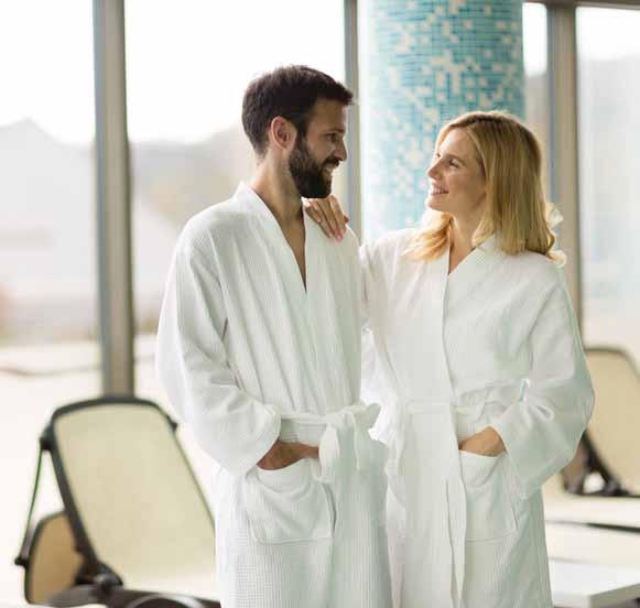 w h e r e W e l l n e s s & r e c o v e r y i s m o s t b e a u t i f u l b at h & g o l f a r e a Holidays at the Bad Westernkotten health spa are a moment to relax for couples and singles, golfers,