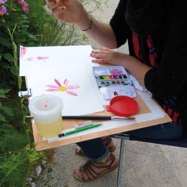 Try our introduction to watercolor for adults and our finger painting for families! Workshops take place in the museum garden.