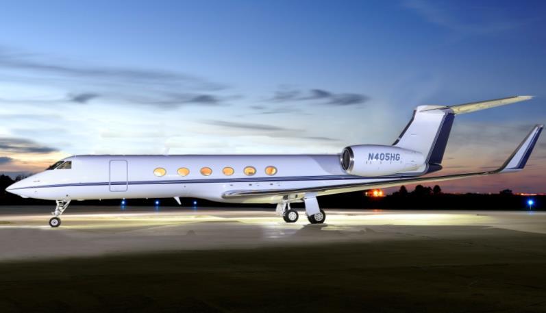 2001 Gulfstream GV N405HG S/N 661 OFFERED AT: $13,300,000 One Fortune 150 Owner Since New Rolls-Royce Corporate Care Part 91 AIRCRAFT HIGHLIGHTS: Outstanding Pedigree No damage history Flight