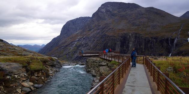 DAY 14 Witness the Trollstigen Moutains and Vermafossen Waterfall Location: Åndalsnes We