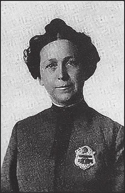 Povijesni pregled Alice Stebbins Wells - prva žena sa značkom Prva Prva policijska službenica bila je Alice Stebbins Wells, a imenovana je 1910.