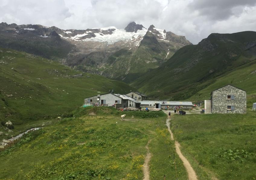 Your holiday at a glance Duration: 7 days, 5 nights What to expect: Rigorous physical challenge in an alpine environment; a unique opportunity to explore a classic route in