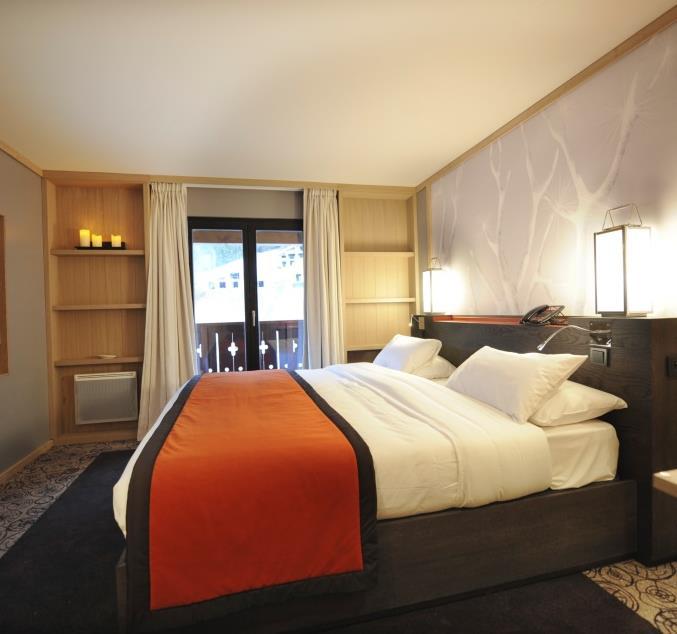 area. Size : 29m² Number of rooms : (connecting rooms available) 5-TRIDENT LUXURY SPACE SUITE In