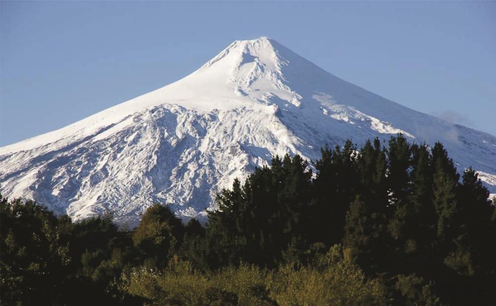 ITINERARY - DAY 6 ADVENTURE ACTIVITIES On this day we have a program for every taste: VILLARICA VULCANO Hike to the top of the