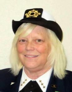 OFFICER S REPORTS COMMODORE CATHY BETTS Can you believe it is November already? We have had so many fun events in the past month. Ron and I attended Carling Ball at Tacoma Yacht Club the end of Sept.