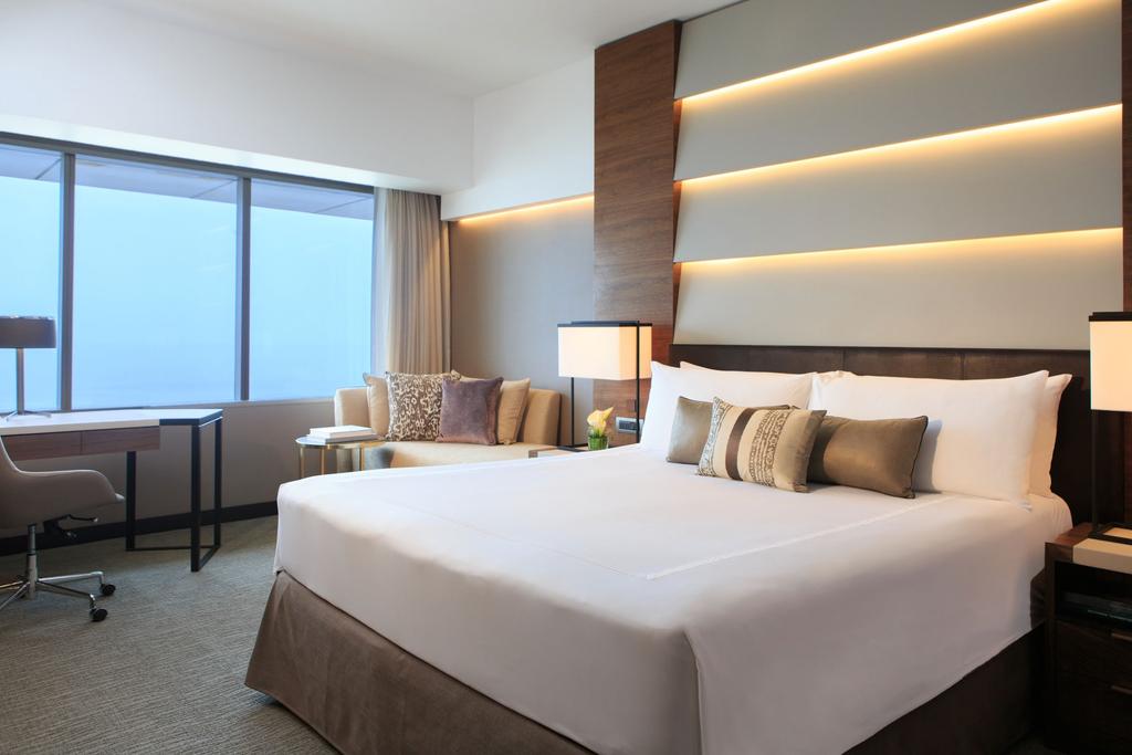 JW Marriott Lima Rooms all with an ocean view JW Marriott Lima offers the highest comfort in its fully equipped rooms