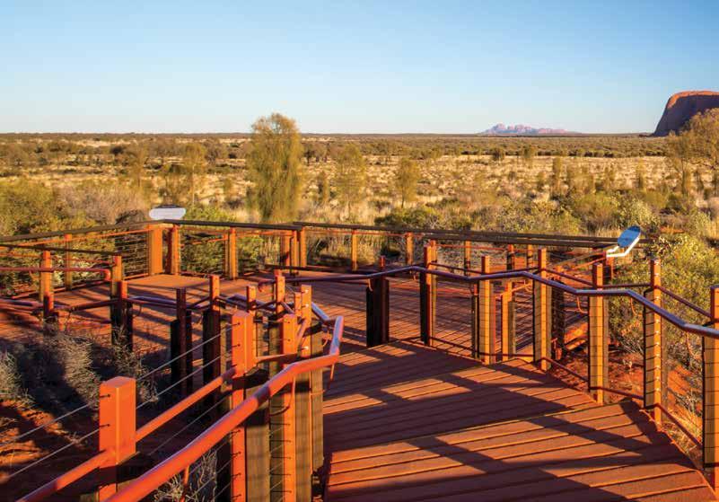 EXCLUSIVE TO KINGS PICK-UP & RETURN FULLY INCLUSIVE TOUR MANAGER SMALL GROUP TOUR MODERATE PACE ALICE SPRINGS TO ULURU A Journey to the Centre 6 DAYS, 16 TO 1 AUGUST 019 DAY 1 PERTH TO ALICE SPRINGS