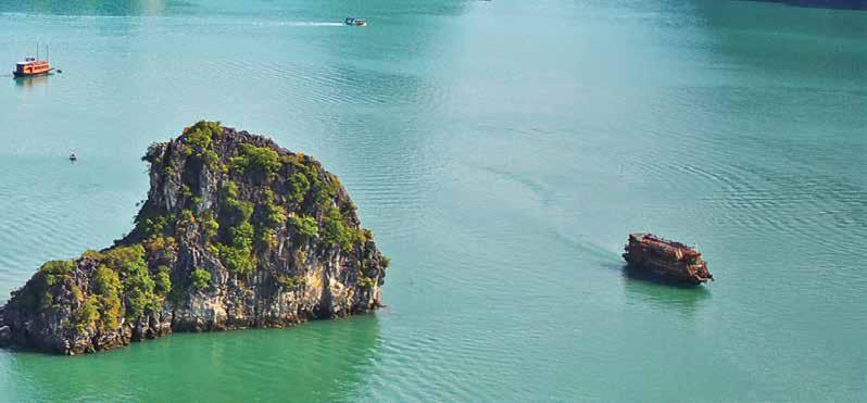OVERSEAS TOUR HANOI 1 AR HALONG BAY DAY 11 SAIGON B This morning you will be tken on tour to visit the Cu Chi Tunnels, used by the Viet Cong guerills during the wr.
