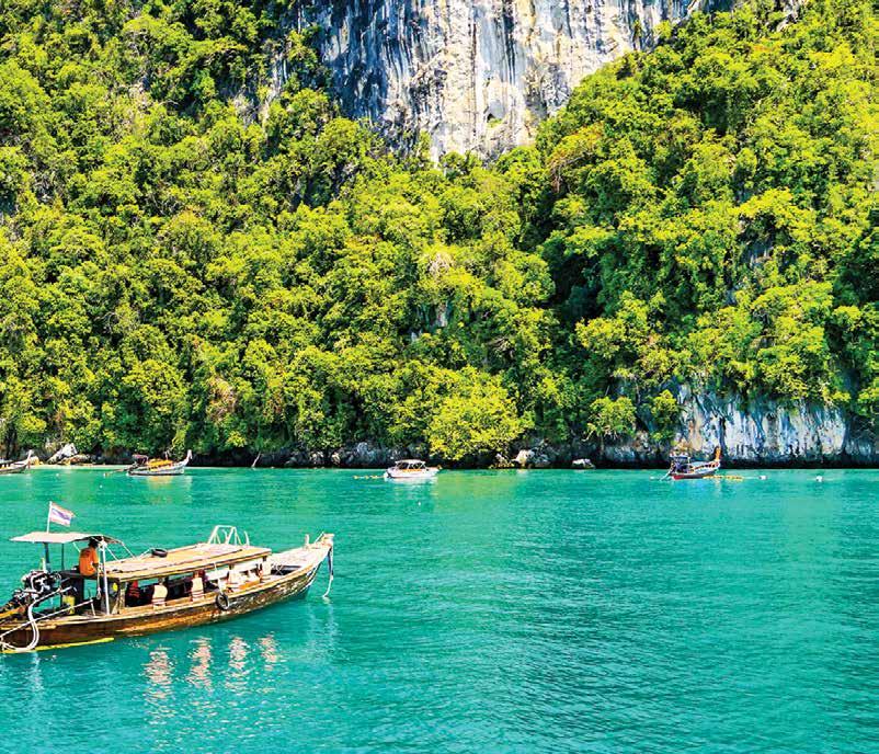 EXCLUSIVE TO KINGS PICK-UP & RETURN FULLY INCLUSIVE TOUR MANAGER SMALL GROUP TOUR RELAXED PACE CHRISTMAS ASIA CRUISE 15 DAYS, 15 TO 9 DECEMBER 019 DAY 1 PERTH TO SINGAPORE IFM Your holidy begins when