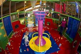 Huge variety of play elements such as slides, crawling tubes, rope bridges, balls pool, climbing