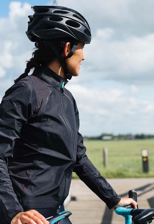 JACKETS Reliability is one of our most important focal points. Because of constant innovation, we offer cyclists optimal protection under all weather conditions.