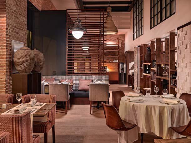 Where to eat in Madrid H10 Tribeca Soho With a modern design and large picture windows providing optimum brightness, this welcoming restaurant offers a full buffet breakfast as well as a carefully