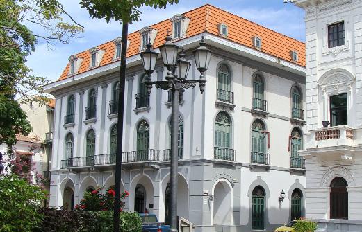 Museum of The Interoceanic Canal Going to over the years by an endless number of places in which noted for having been The Grand Hotel, which was purchased subsequently by the Count Ferdinand de