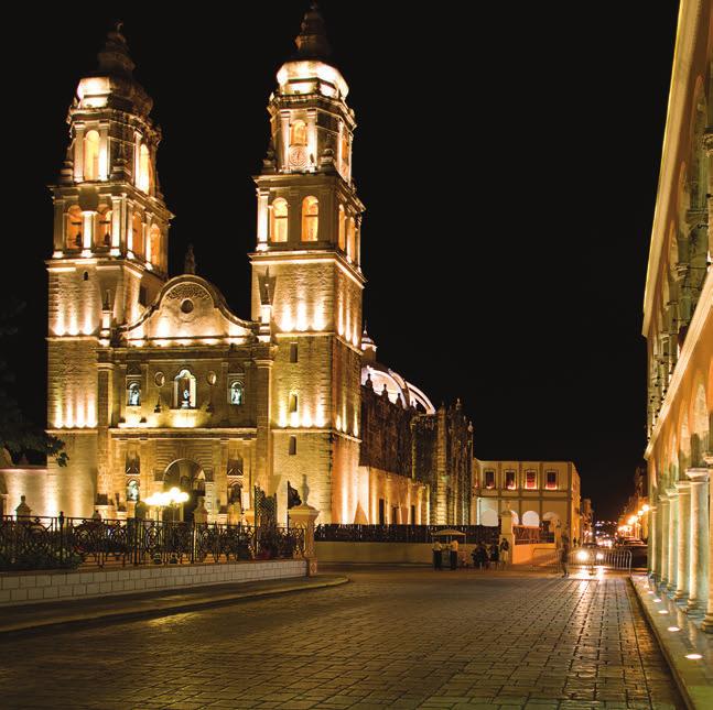 The combination of the Spaniards arrival and indigenous cultural heritage has led to a marvelous outcome: Campeche still retains its small-town, relaxed atmosphere.