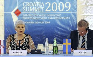 Bilateralni odnosi s državama članicama EU-a i EFTA-e Velered kraljice Jelene s lentom i Danicom za izniman doprinos neovisnosti i cjelovitosti Republike Hrvatske.
