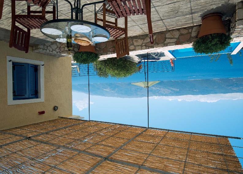 villa pool For
