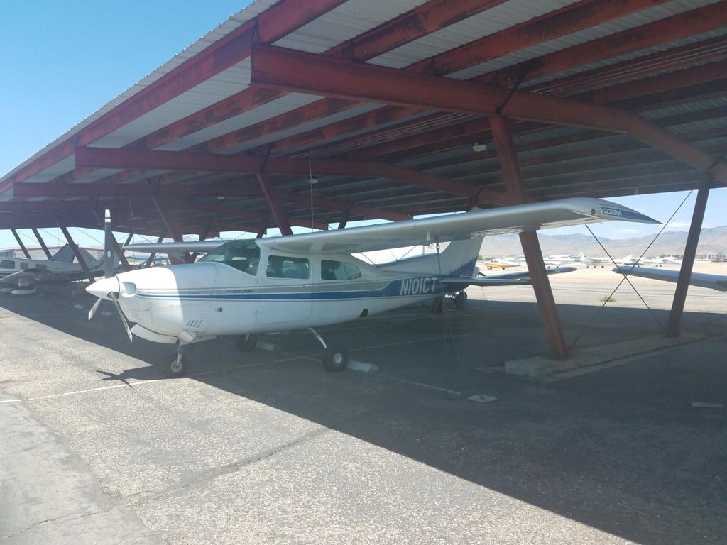 Page 4 Fleet Updates For Sale - $154,900 1978 Cessna T210M N101CT Serial Number 210-62322 Total Time Airframe: 5,120 hours Total Time Engine: 155 since factory rebuild Last Annual: February 2017 Last