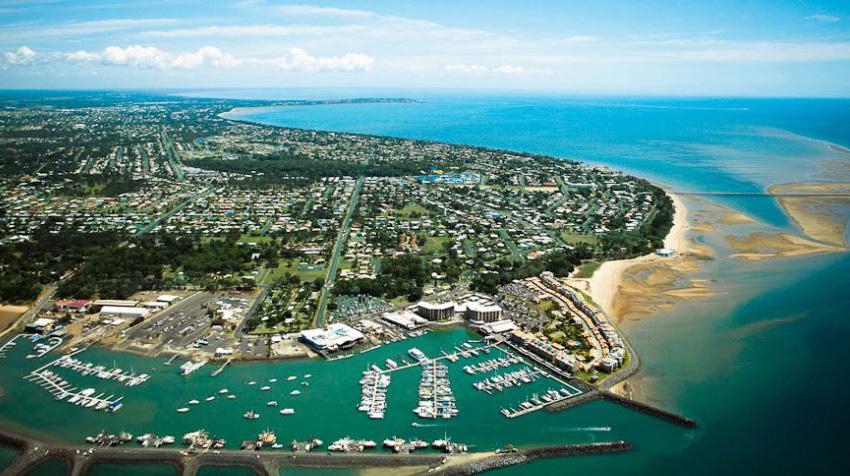 COMMERCIAL DEVELOPMENTS $70 million Hervey Bay Boat Club expansion New Urangan shopping complex Station Square expansion, Maryborough Mary Harbour development MSF Sugar A residential complex,