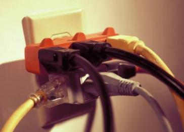 Safety Hazards Inspect all electrical equipment before use. Don t overload electrical circuits.