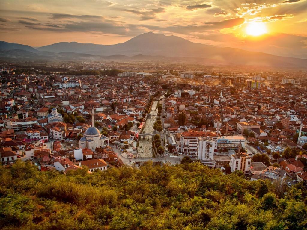 II.º HOTELS & ACCOMODATION SUGGESTIONS We as Symposium organizers can only suggest you some options for accommodation in Prizren, during the Symposium timeframe.
