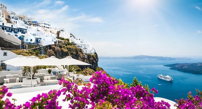 TOUR INCLUSIONS HIGHLIGHTS Go island hopping in the Greek Islands Discover the whitewashed beauty of Santorini Relax on the gorgeous beaches of Paros Feel like a movie star in vibrant Mykonos