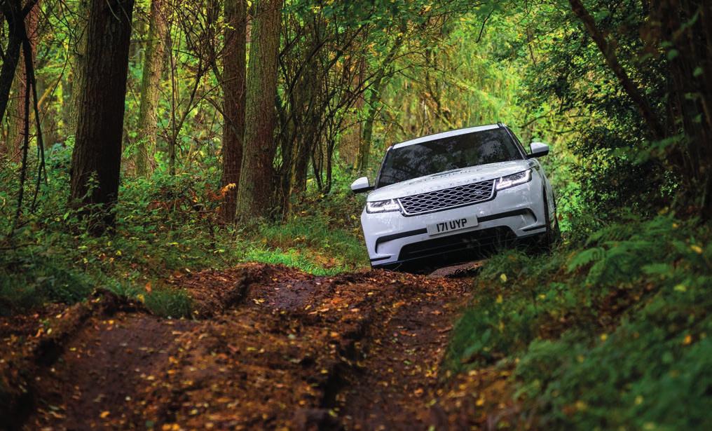 FIND YOUR PERFECT LAND ROVER EXPERIENCE TASTER EXPERIENCE With no previous experience required, this is the perfect