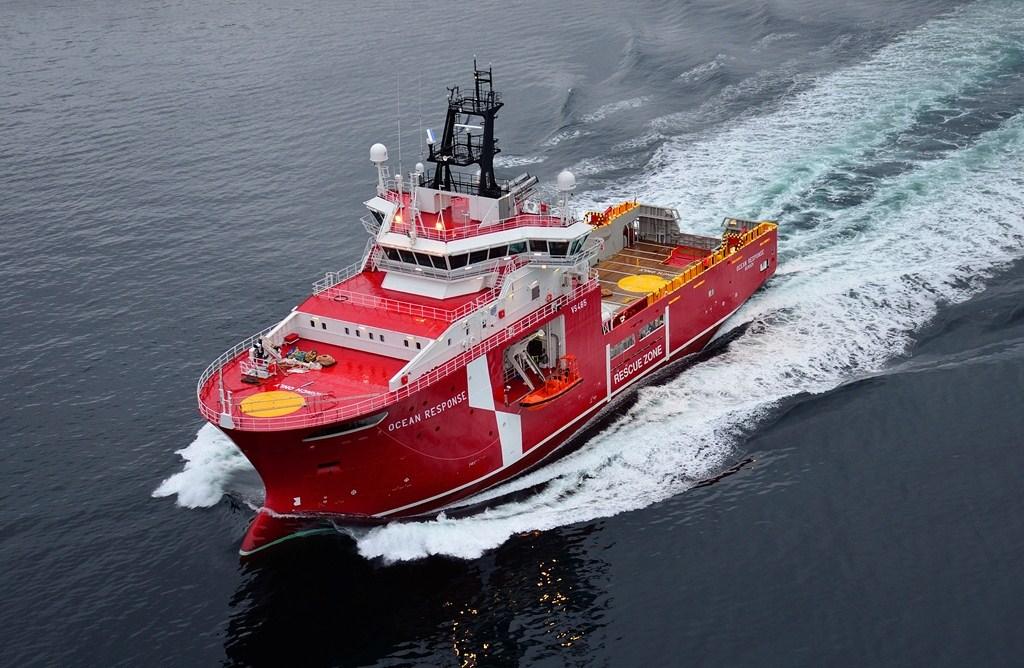 Page 3 Stunna... DESIGN FEATURE: PAGE 3 STUNNA OCEAN RESPONSE Atlantic Offshore has accepted delivery of its newbuild MRV Ocean Response (picture above right c/o B. Ottosen) from Bergen Group BMV.