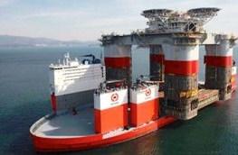 Following delivery, the vessel departed the Hyundai Heavy Industries shipyard in South Korea and sailed to Samsung Heavy Industries to pick up her maiden cargo, the Jack/St Malo platform hull