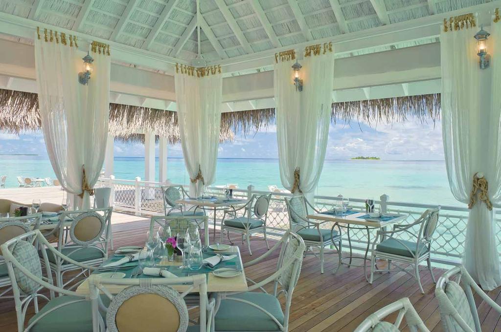 The main restaurant is located near the main reception facing the ocean.