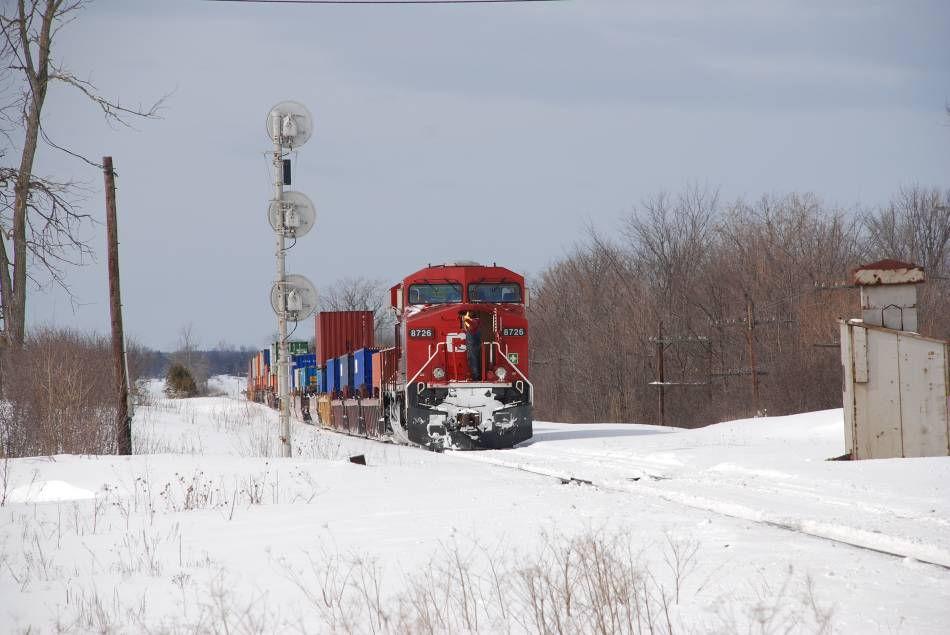 . 8726 pulled up at the west switches Elmsley siding, and seemingly waited for instructions to proceed to Smiths Falls.