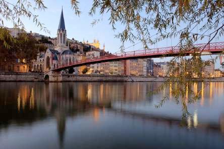 DOWN TOWN SIGHTSEEING Le Vieux Lyon (The Old Lyon) 2 nd Renaissance center in the