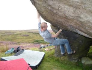 Pull out on small hold and tackle the arête. 6/ Simulator Font 6a ** SDS. Gain the edge pulling through the roof and a finish that is harder than it looks.