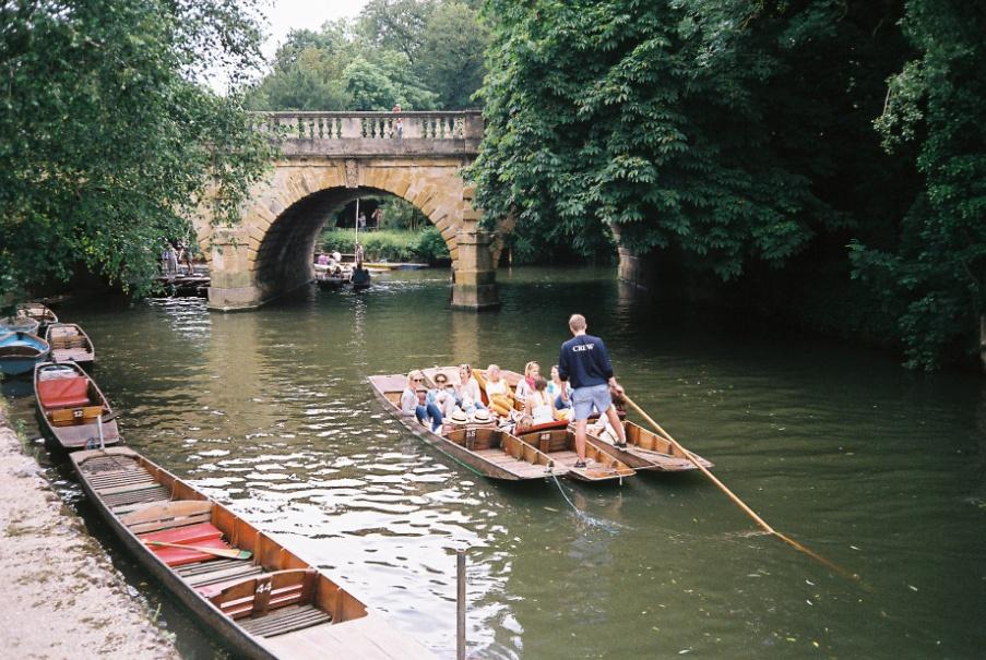 Punting is a truly timeless, slightly eccentric, quintessentially oxford, idyllic pleasure: sailing leisurely upstream or down river, trailing