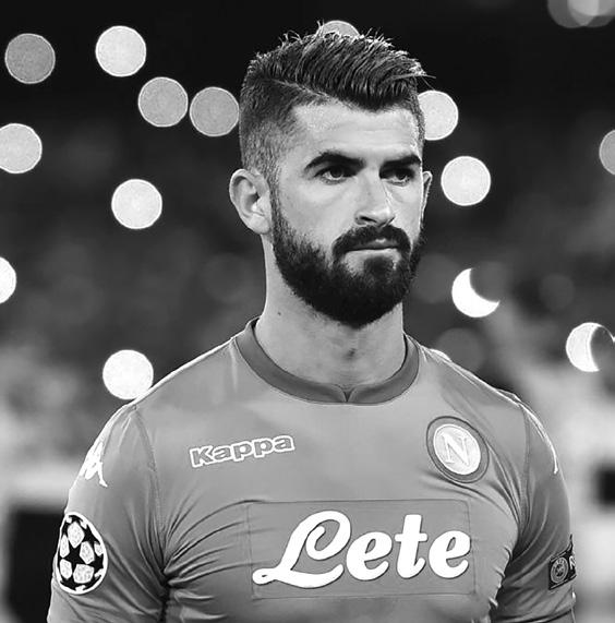 Ky është afati i vetëm kohor kur klubet e interesuara për mbrojtësin shqiptar mund të mësyjnë për t ia rrëmbyer 24-vjeçarin Napolit, me Hysajn që është një prej pikave më të forta të skuadrës